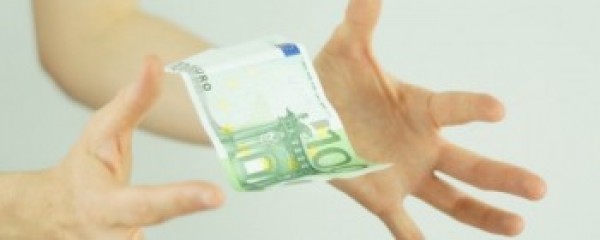 公积金联名卡和工资卡可以是同一张吗 有什么标准