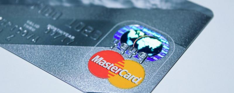 浦发信用卡白金卡免年费吗 年费规定介绍