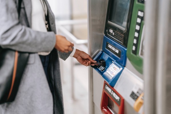 网贷怎么办理停息挂账？容易申请吗？