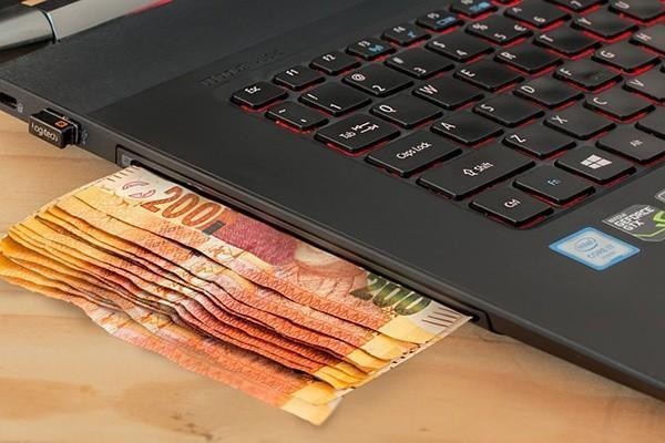 欠拍拍贷15万