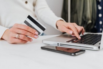 邮政信用卡宽限期几天？需要申请吗？