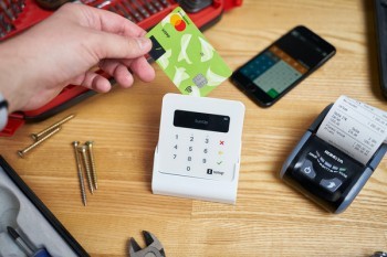 工商信用卡申请办理在线申请条件有哪些？步骤是怎样的？