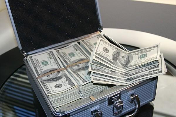 安逸花欠三年了只还本金可以么
