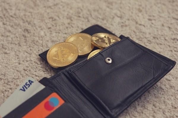 微粒贷逾期后会扣微信上的钱吗