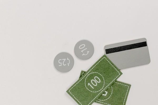 借呗分期能停息挂账的申请流程是什么，了逾期费用多少怎么还款