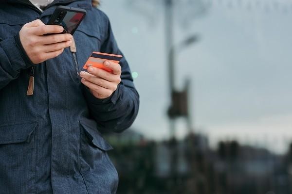 美团逾期久了会上门核实情况嘛，上门核实情况怎么应对