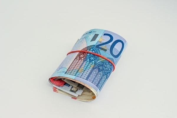 9万信用卡逾期怎么办