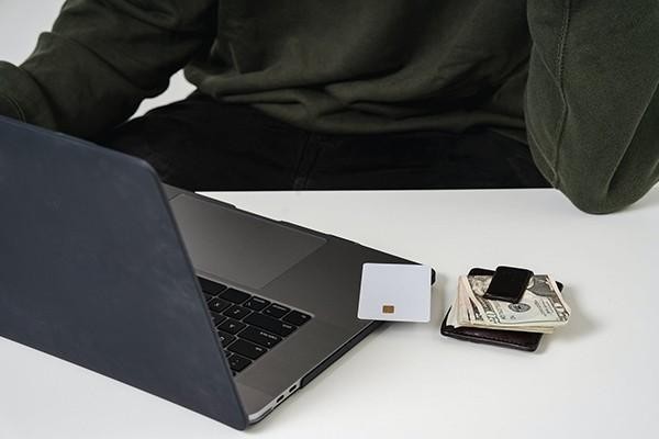 支付宝逾期如何还清欠款，无恶意逾期开证明可以吗