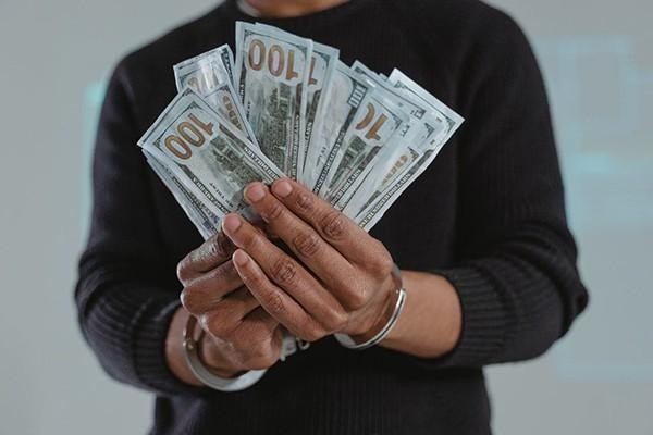 金条逾期协商怎么协商