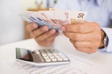 小心！信用卡还款 这三种方式会上瘾