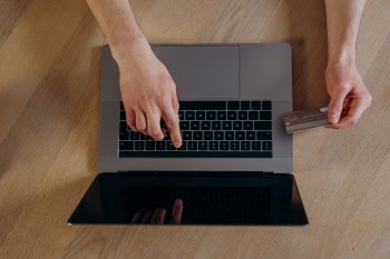 贷款逾期不还的后果？该怎么协商还款？