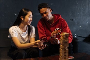 信用卡逾期会给家人打电话吗？带来什么影响？