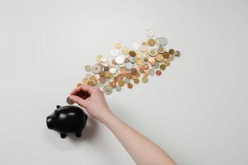 建行龙卡信用卡逾期了怎么办？违约金是多少？