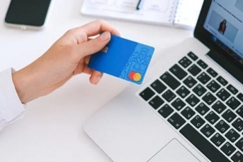 怎么查信用卡欠款明细？如何避免逾期？