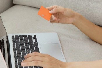 信用卡逾期后果有多严重？逾期了无力偿还怎么办？